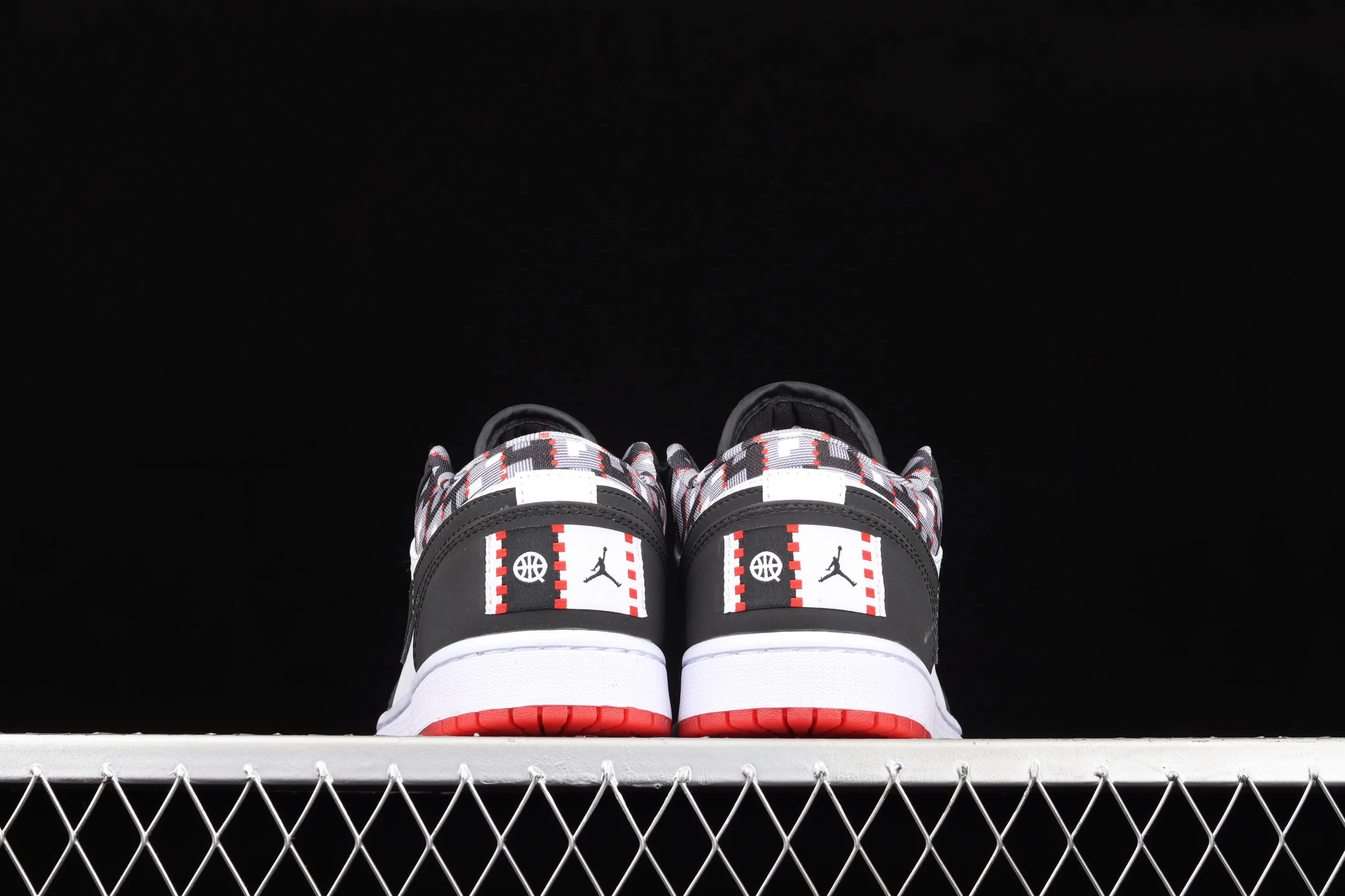 All categories Air Jordan Jordan series basketball shoes Air Jordan 1 Low Air Jordan 1 Low AJ1 Joe 1 low-top cultural and leisure sports sneakers DM0095-106